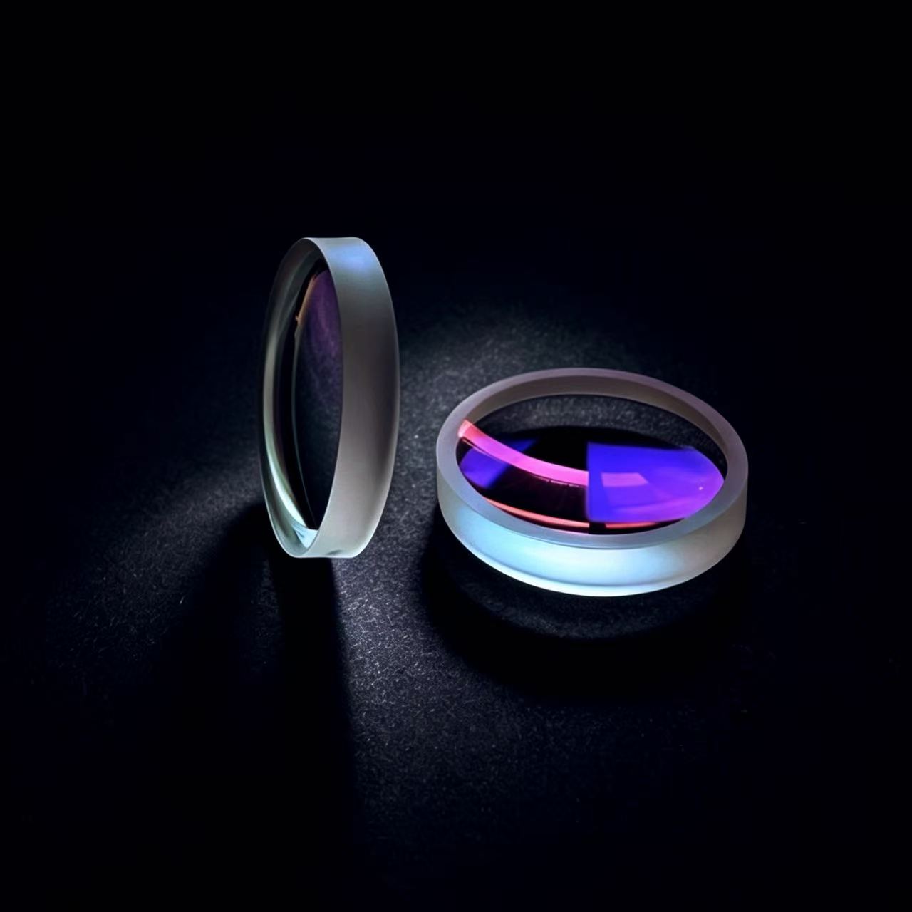 弯月球面镜